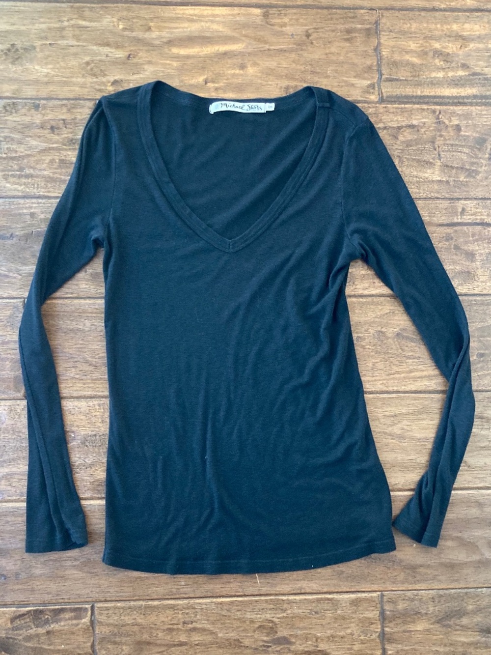 Michael Stars Black V-neck Long Sleeve Tee Supima MicroModal Soft Classic